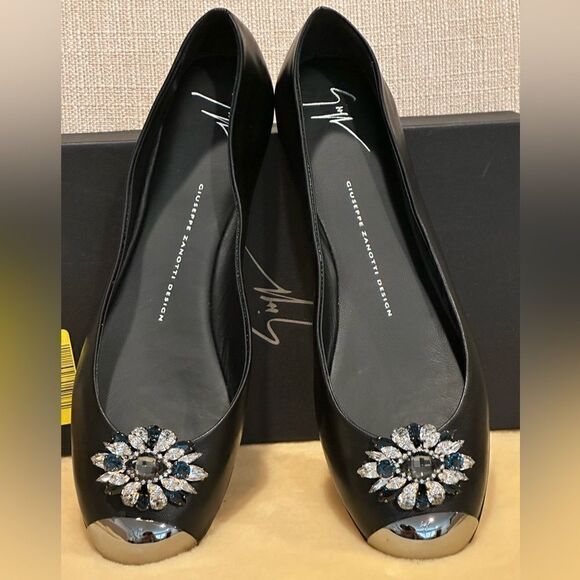 Giuseppe Zanotti Crystal Embellished top grain leather Ballet Flats Size 39 - Picture 2 of 11
